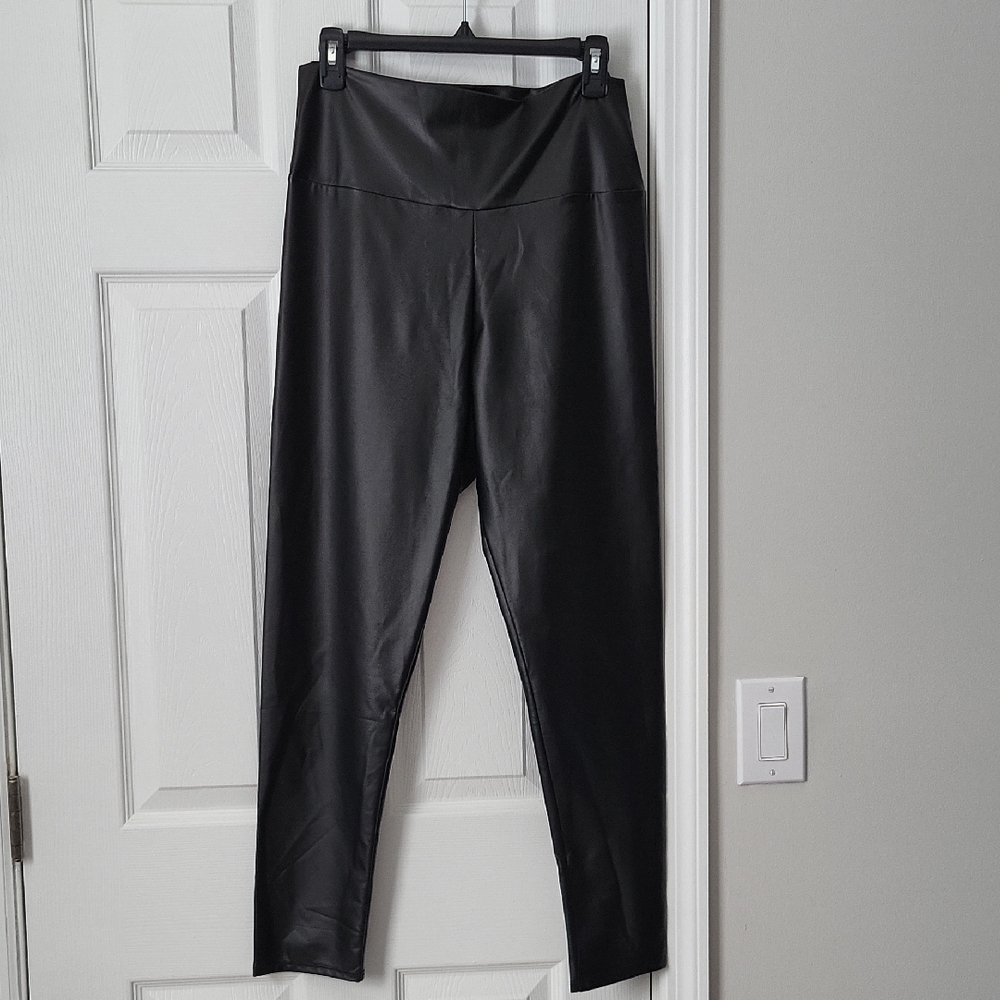 Love RyanWomen's Black High-Waisted Stretch Leggings